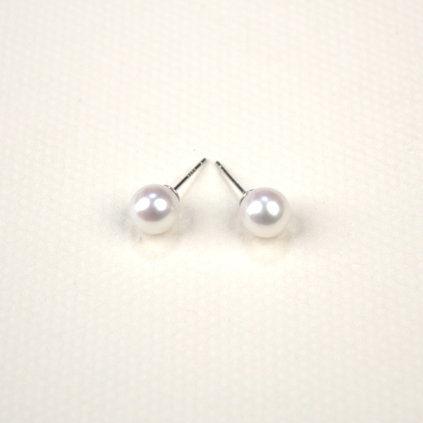 Freshwater Pearl Stud Earrings 8-8.5mm